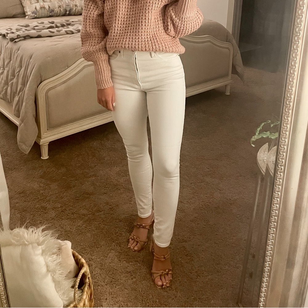 Abercrombie & Fitch White High Rise Super Skinny Jeans size 24 Short